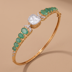 Labgrown emerald and solitaire polki bracelet