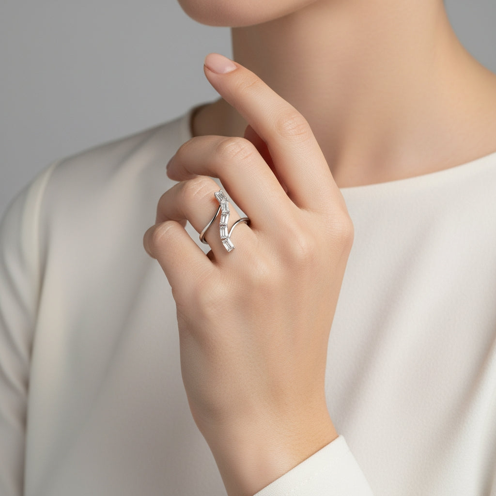 Glamour Curve Ring