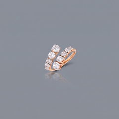 IGI-certified lab-grown diamond ring for women with refined sparkle