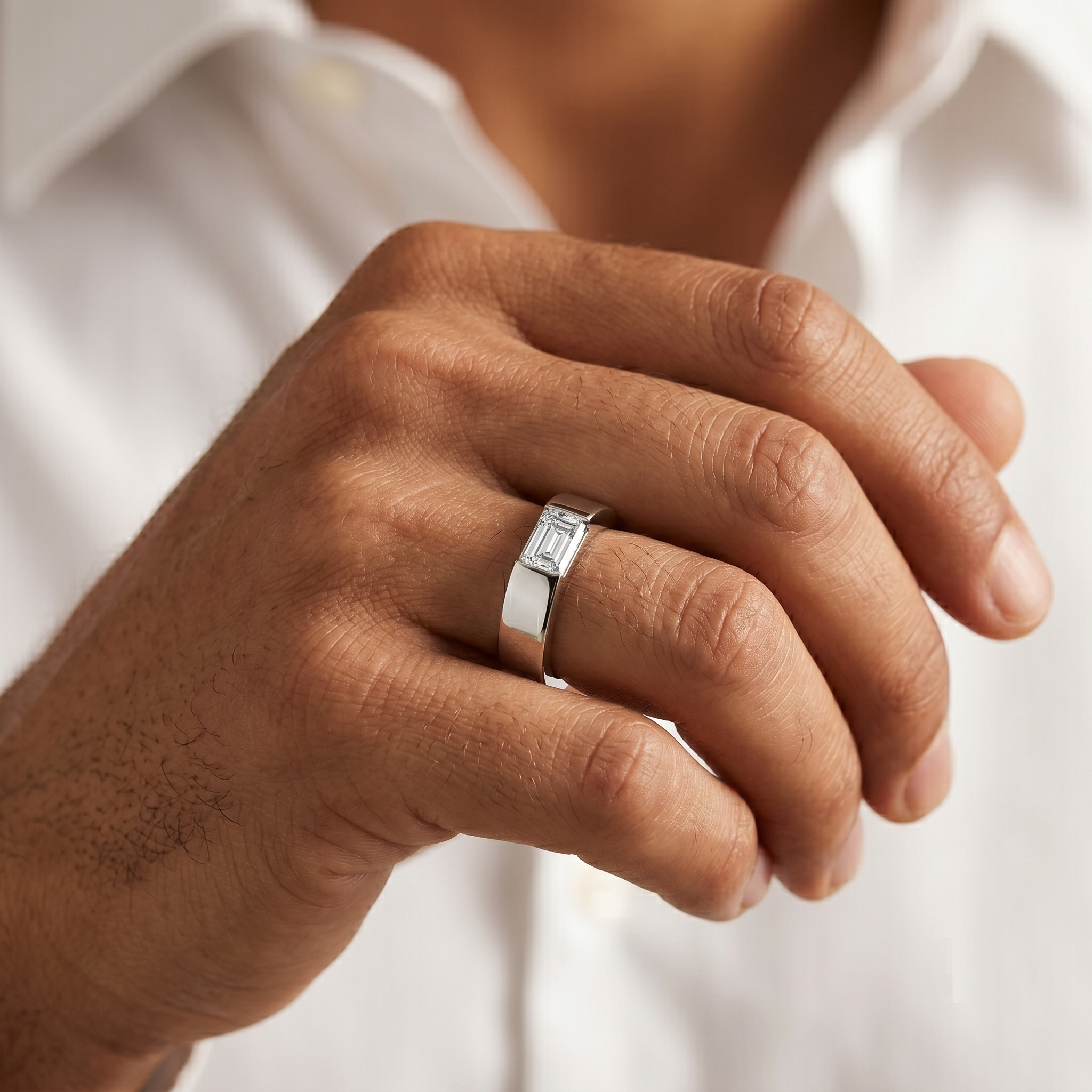 2ct labgrown emerald bezel setting unisex ring