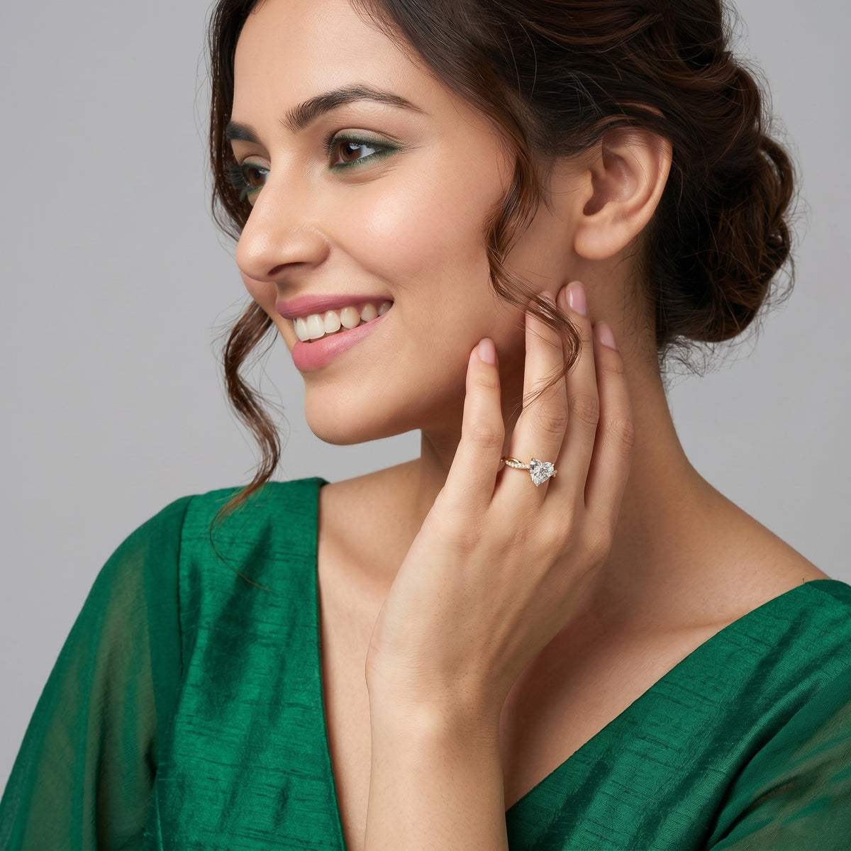 Sweetheart Twist – 2 ct Heart Halo Lab-Grown Diamond Ring