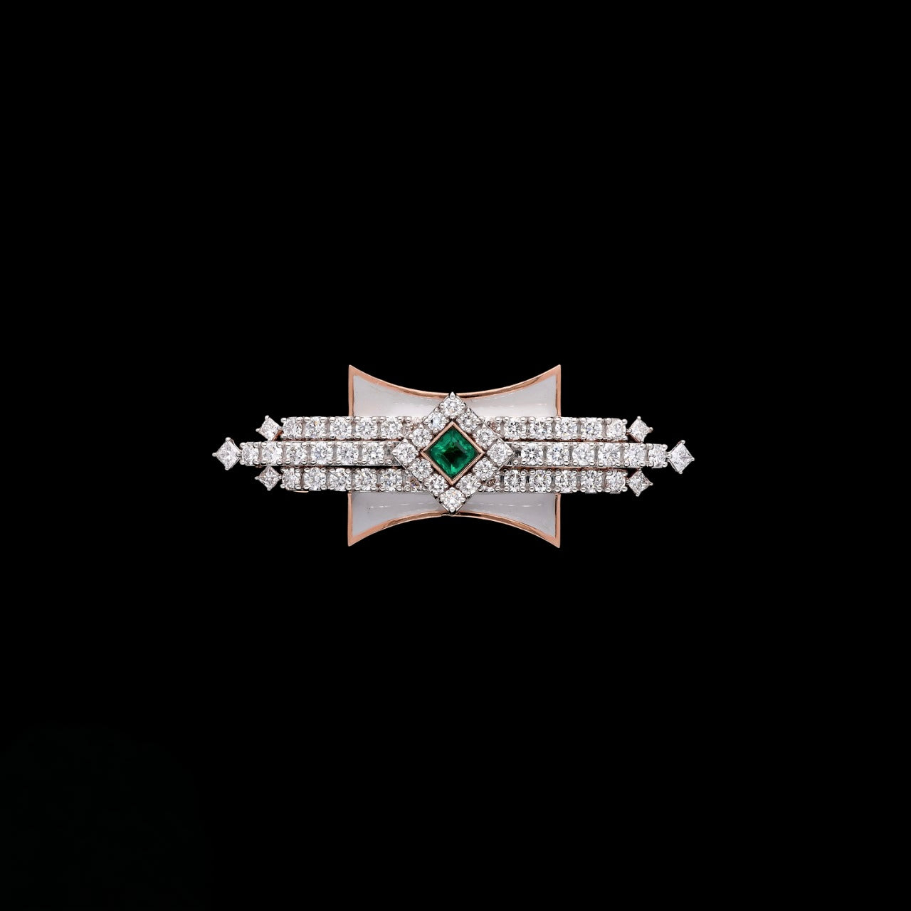 diamond saree brooch