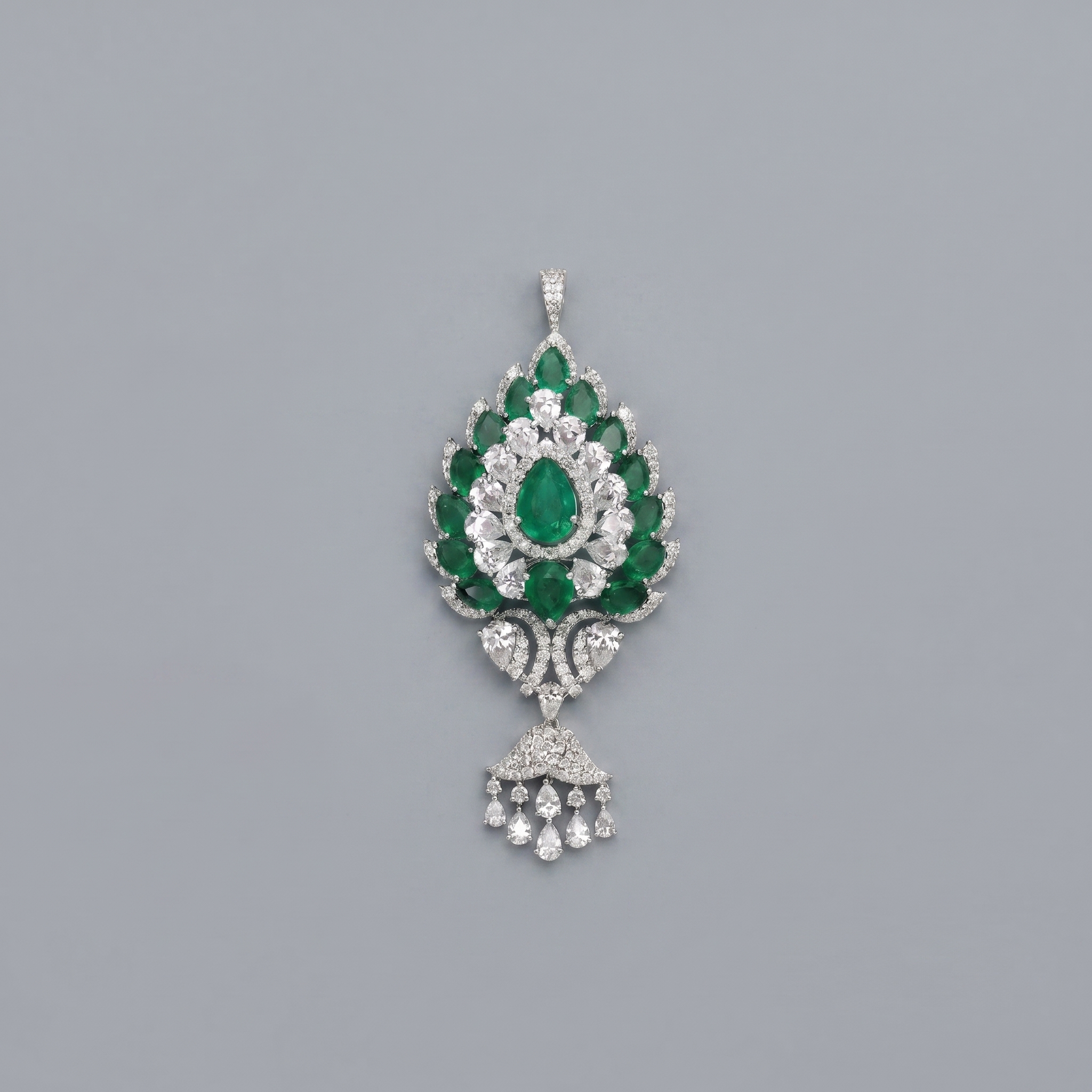 Fang of the serpent Pendant / Brooch