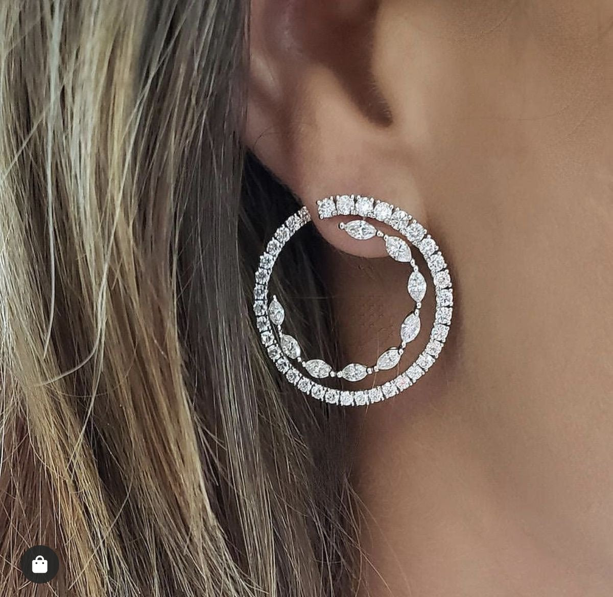 Dazzling Circles Earrings