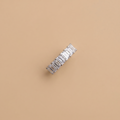 Emerald full eternity band