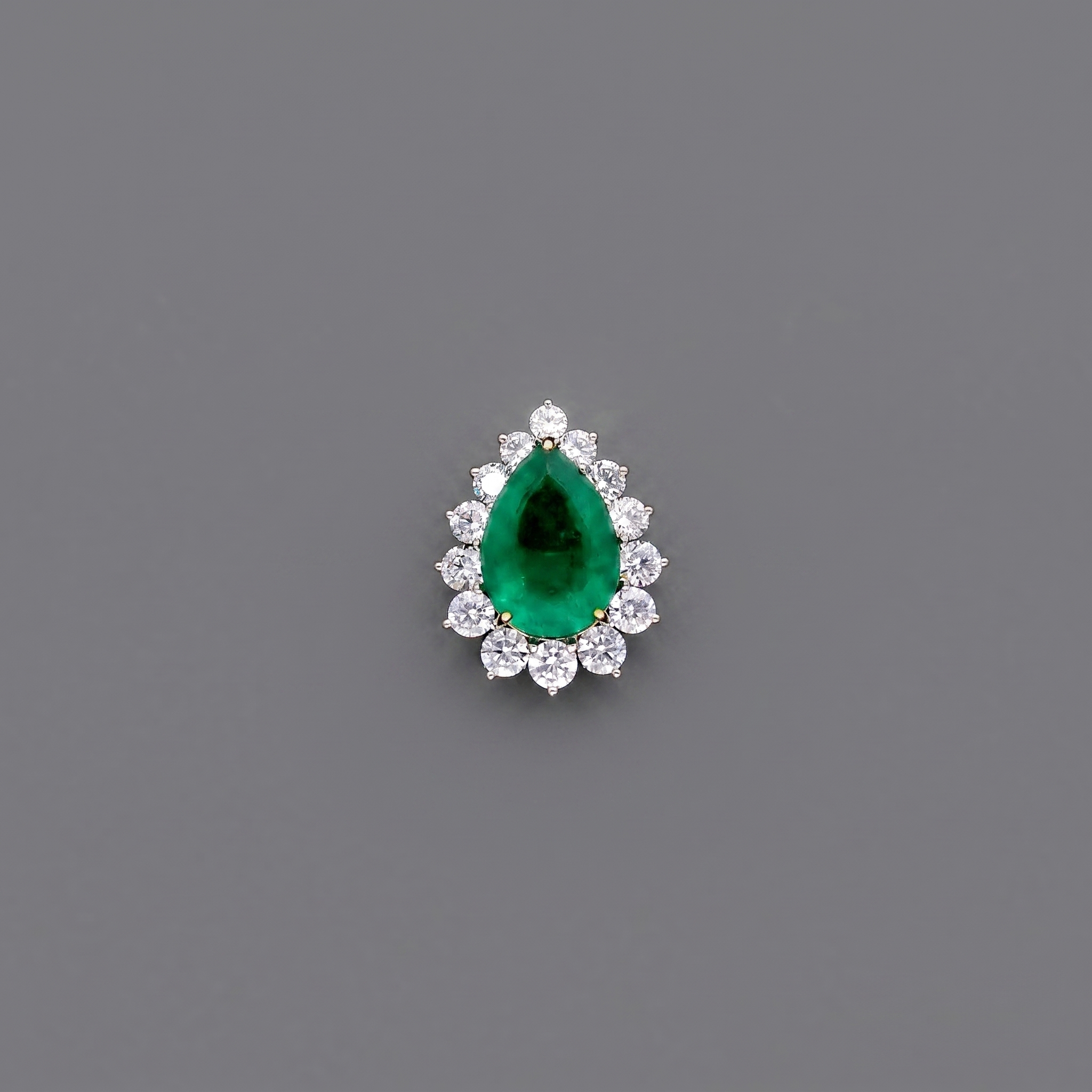 Emerald tear drop ring