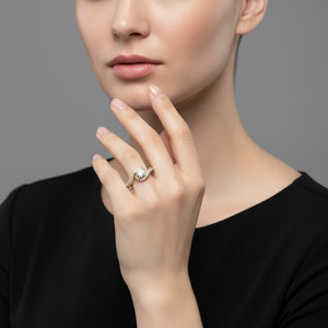 Custom-made 1 ct round-cut lab-grown diamond ring for women – modern luxury