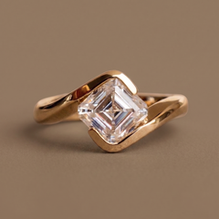 2ct Labgrown Aschher Solitaire Hug Ring