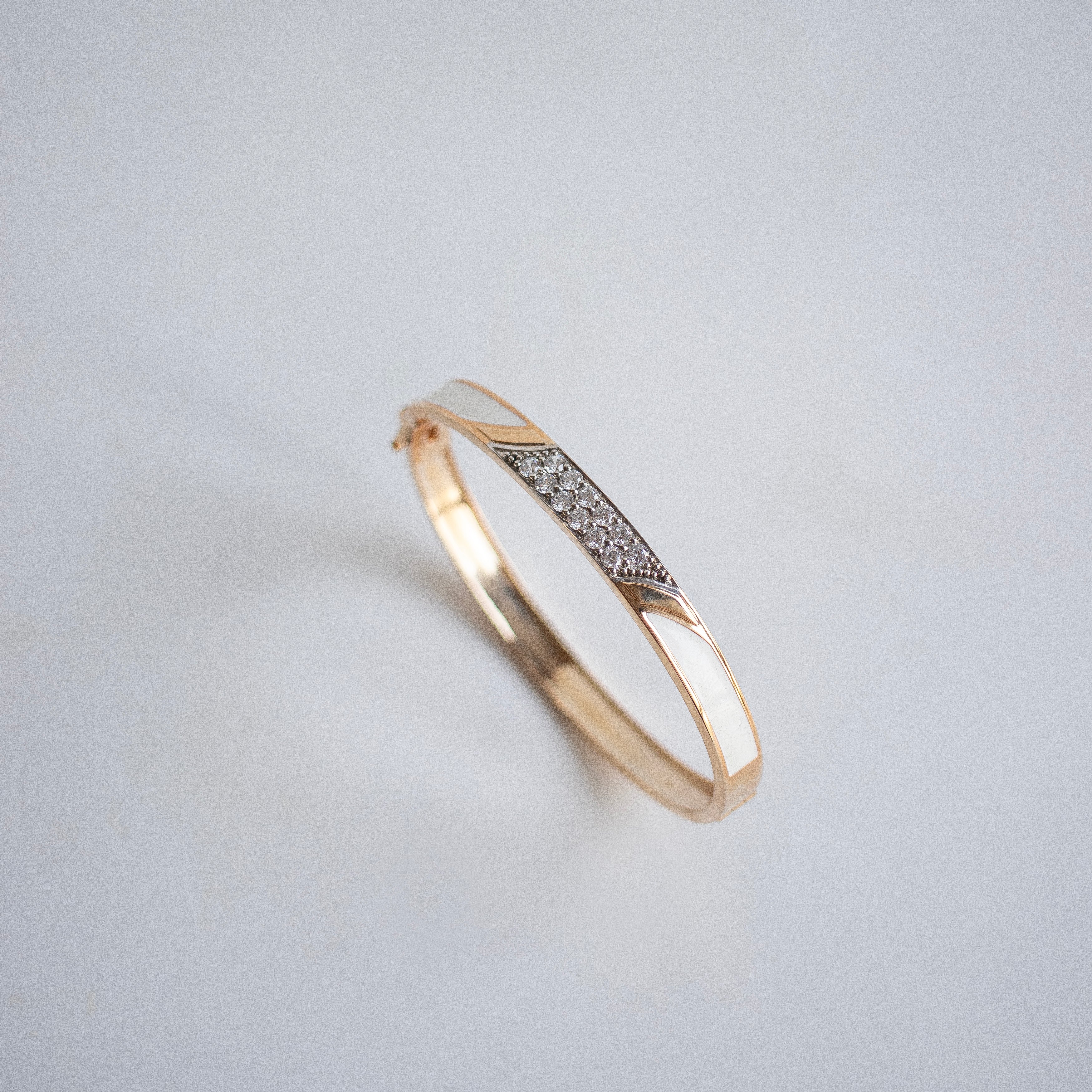White Lux european bracelet
