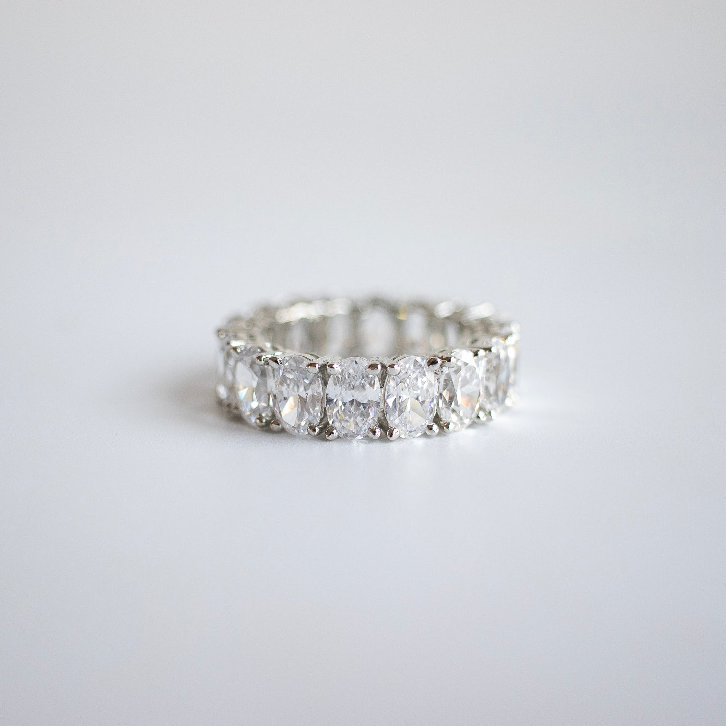 Oval full eternity band